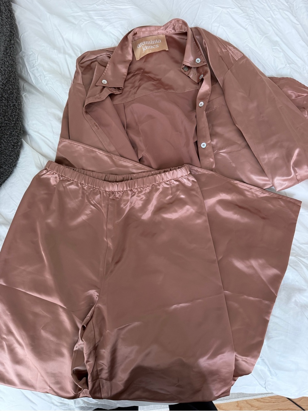 Araminta James Rose Set - Picture 3 of 6